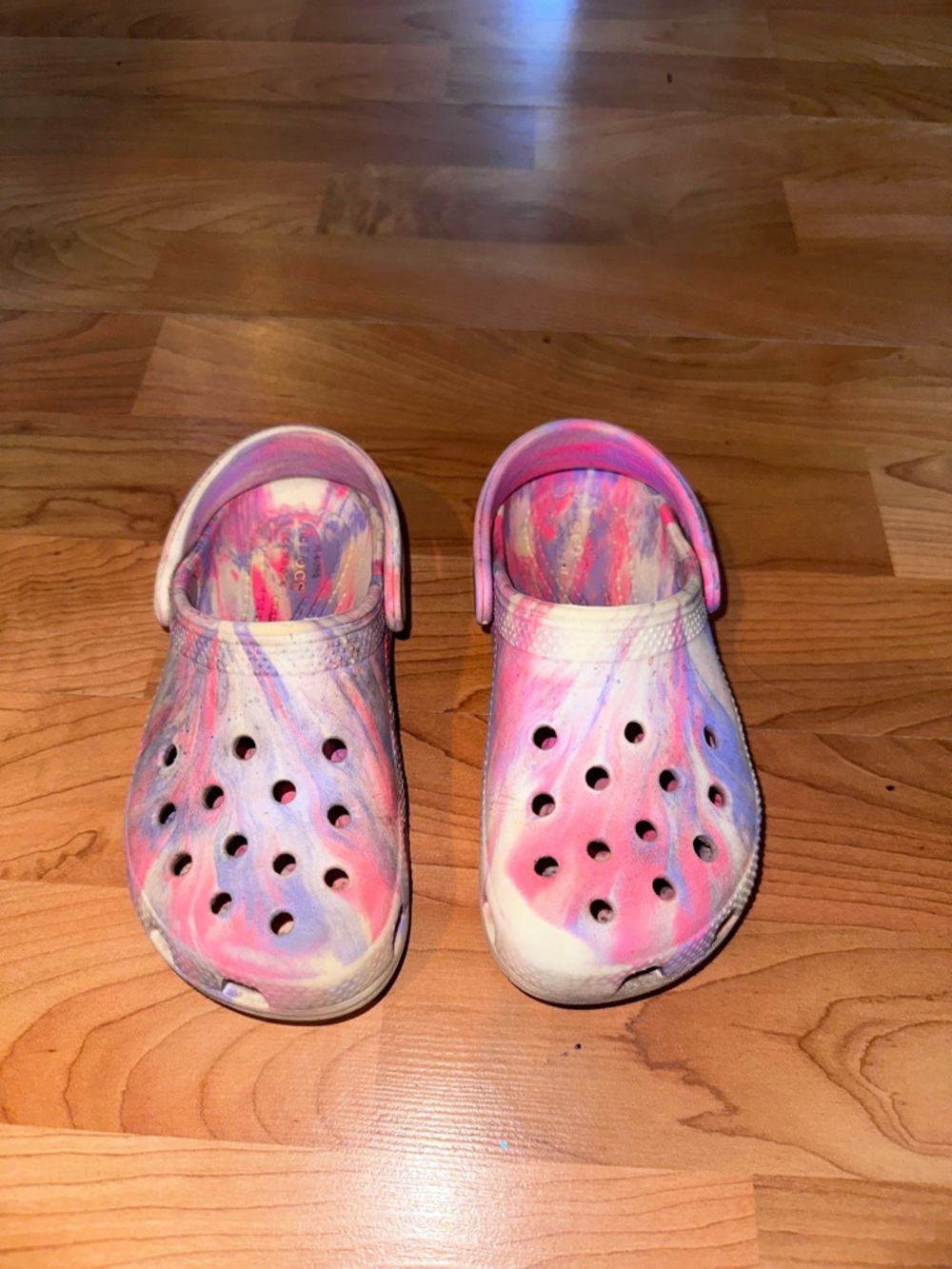 CROCS Kids Pink and Purple Tie-Dye Glow in the Dark